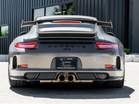 Used 2014 Porsche 911 GT3 RWD image 6