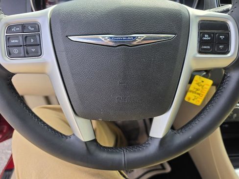 Used 2012 Chrysler 200 Limited FWD image 8