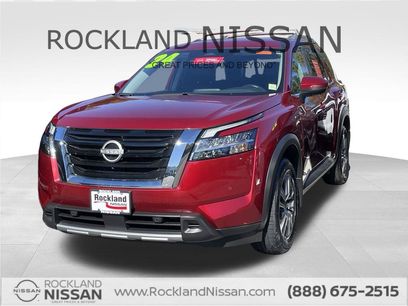 Certified 2024 Nissan Pathfinder SL