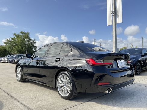Certified 2023 BMW 330i Sedan w/ Premium Package image 6