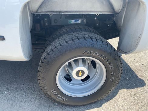 Used 2019 Chevrolet Silverado 3500 W/T w/ WT Convenience Package AWD/4WD image 8
