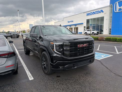Used 2025 GMC Sierra 1500 Elevation w/ Preferred Package RWD image 12