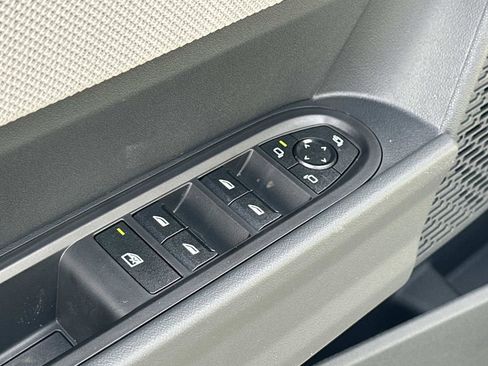 New 2026 MINI Cooper 4-Door Hardtop image 21