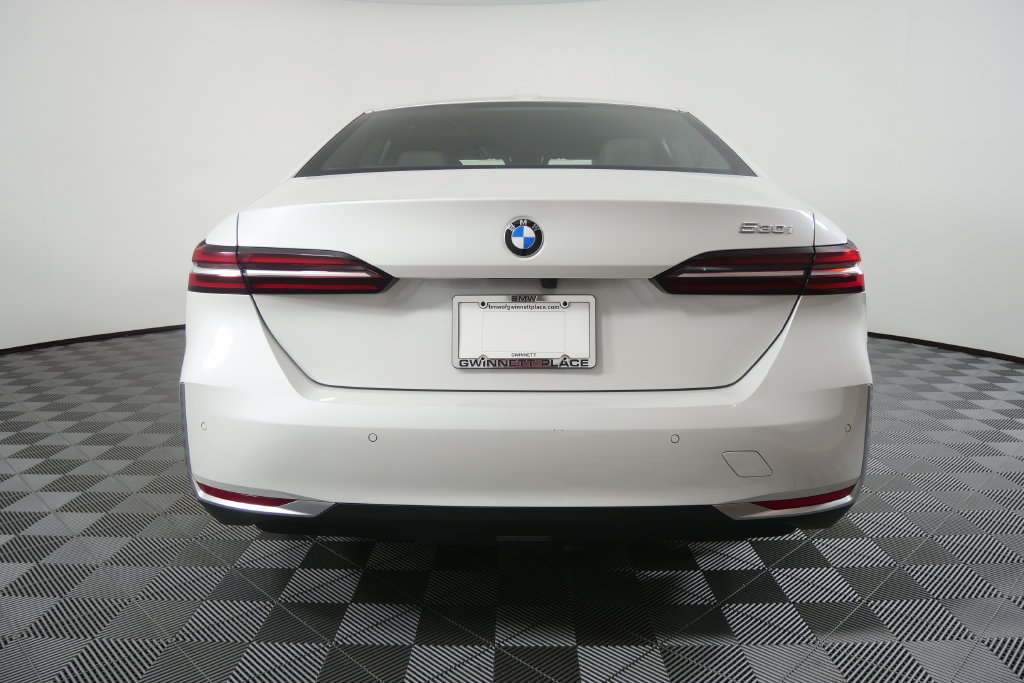 Certified 2026 BMW 530i RWD image 4