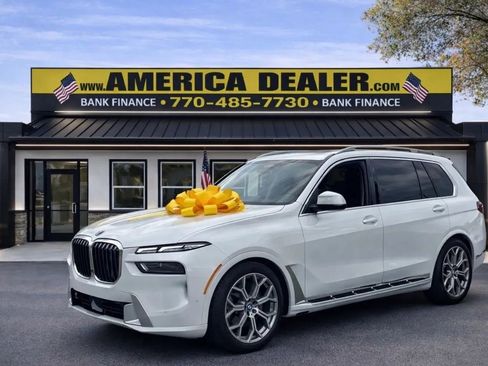 Used 2025 BMW X7 xDrive40i image 1