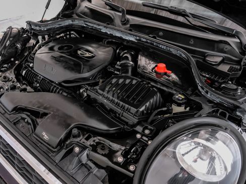 Used 2019 MINI Cooper S image 44