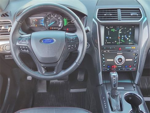 Used 2017 Ford Explorer Sport w/ Equipment Group 401A image 27