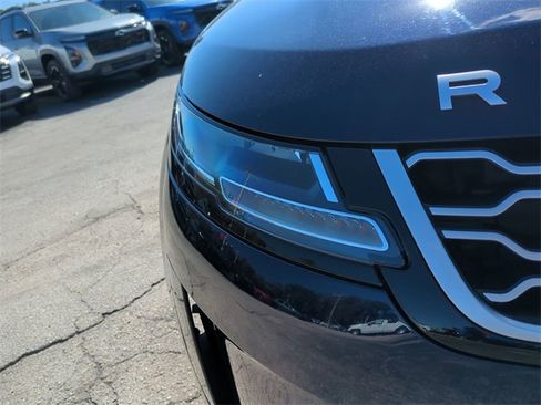 Used 2023 Land Rover Range Rover Evoque S image 10