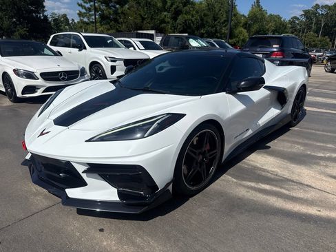 Used 2022 Chevrolet Corvette Stingray Preferred Cpe w/ Z51 Performance Package RWD image 8