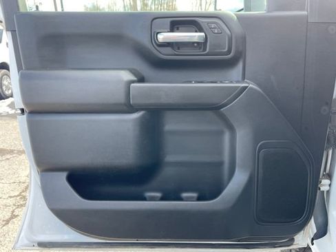 Used 2021 GMC Sierra 3500 4x4 Crew Cab w/ Gooseneck/5TH Wheel Package image 9