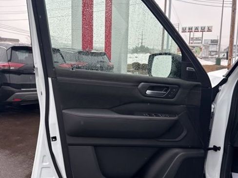 New 2026 Nissan Armada NISMO image 11