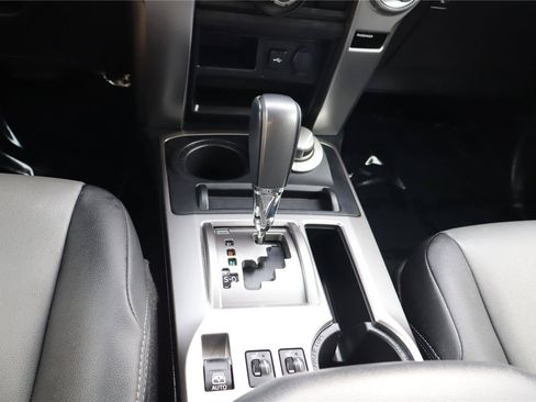 Used 2023 Toyota 4Runner SR5 Premium w/ Moonroof Package AWD/4WD image 22