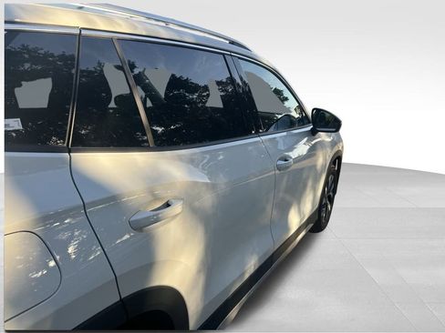 New 2026 Volkswagen Tiguan S image 32