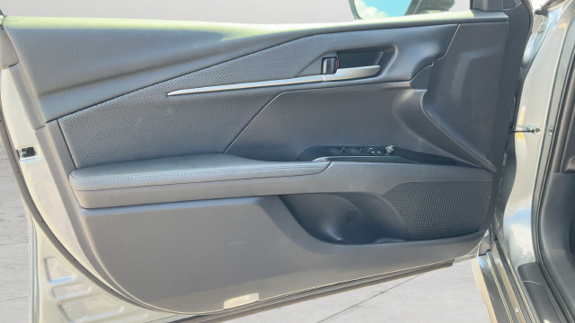 Used 2026 Toyota Camry XSE FWD image 19