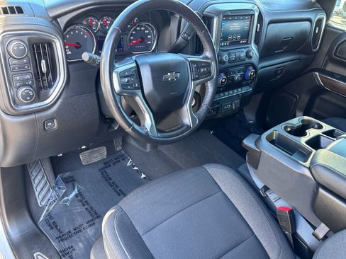 Used 2022 Chevrolet Silverado 1500 RST AWD/4WD image 17