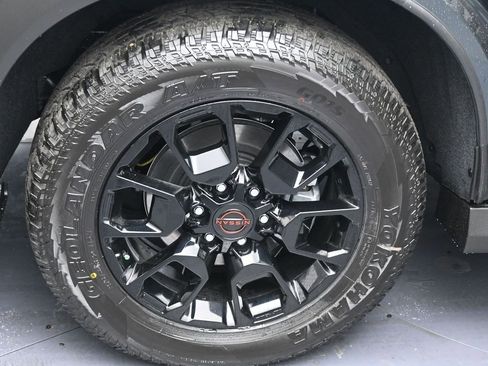 New 2026 Nissan Armada PRO-4X AWD/4WD image 5