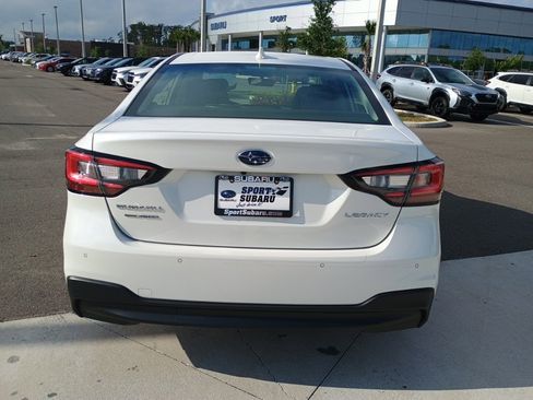 New 2025 Subaru Legacy Limited w/ Popular Package #2 image 5