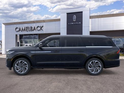New 2026 Lincoln Navigator L Reserve AWD/4WD image 28