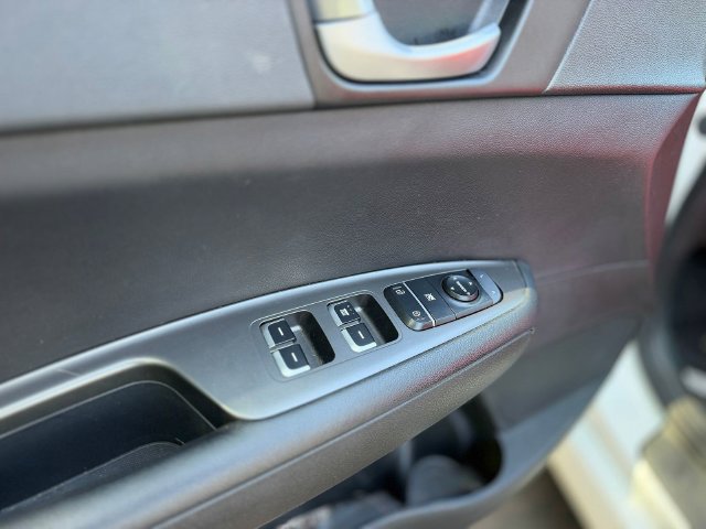 Used 2019 Kia Optima LX w/ LX 17" Wheel Package FWD image 10