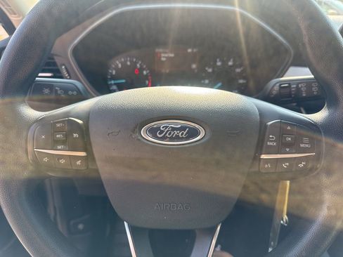 Used 2021 Ford Escape S image 8