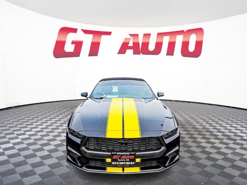 Used 2024 Ford Mustang Premium image 2