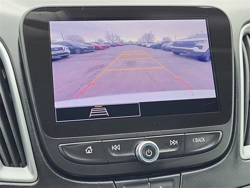 Used 2024 Chevrolet Malibu LT image 16