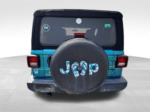 Used 2019 Jeep Wrangler Sport AWD/4WD image 6