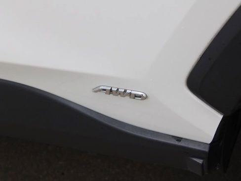 Used 2019 Toyota RAV4 Limited image 11