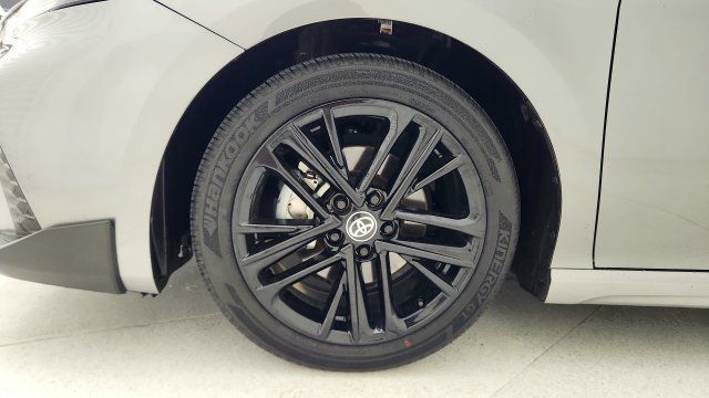 Used 2025 Toyota Camry SE FWD image 26