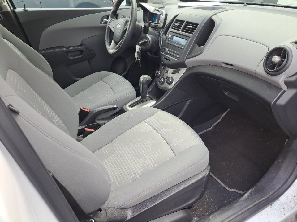 Used 2013 Chevrolet Sonic LS FWD image 13