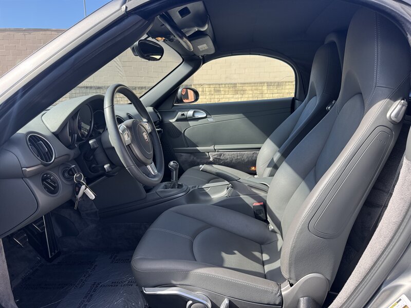 Used 2008 Porsche Boxster RWD image 23