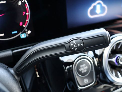 New 2025 Mercedes-Benz GLA 250 GLA 250 image 37