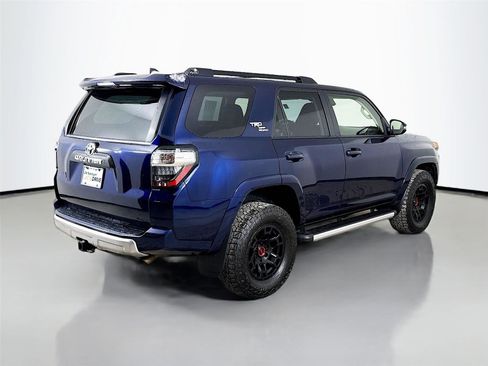 Used 2024 Toyota 4Runner TRD Off-Road Premium image 8
