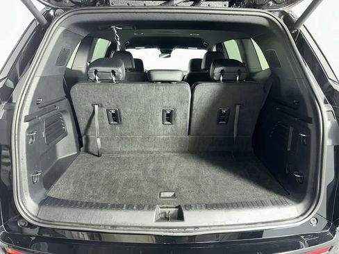 Used 2025 Buick Enclave Sport Touring image 23