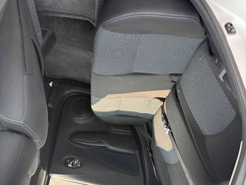 Used 2014 Nissan Versa Note SV FWD image 22