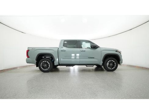 New 2025 Toyota Tundra SR5 AWD/4WD image 27