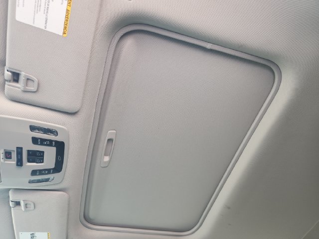 Used 2022 Toyota Sienna XLE FWD image 26