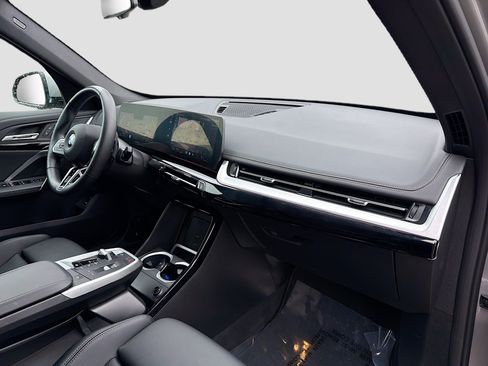 Used 2025 BMW X1 xDrive28i image 14