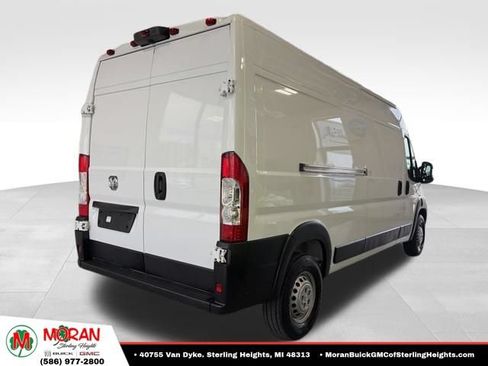 Used 2025 RAM ProMaster 2500 w/ Convenience Group FWD image 4
