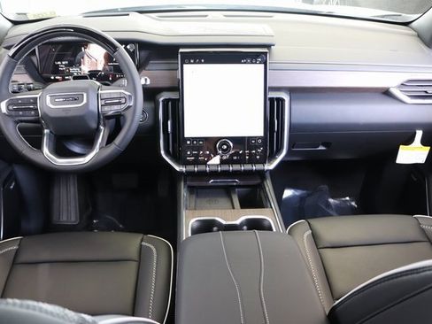 New 2025 GMC Acadia Denali w/ Super Cruise Package image 14