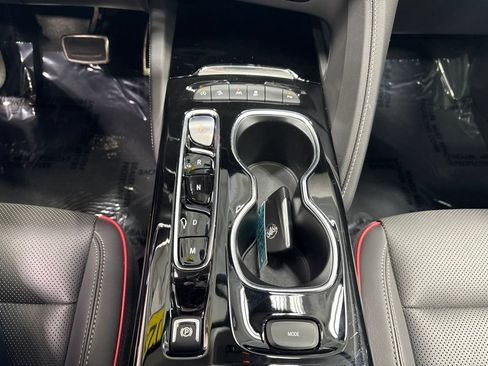 Used 2023 Buick Envision Essence w/ Sport Touring Package AWD/4WD image 25