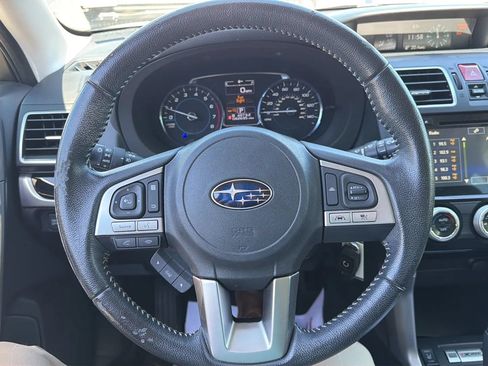 Used 2018 Subaru Forester 2.5i Limited AWD/4WD image 11