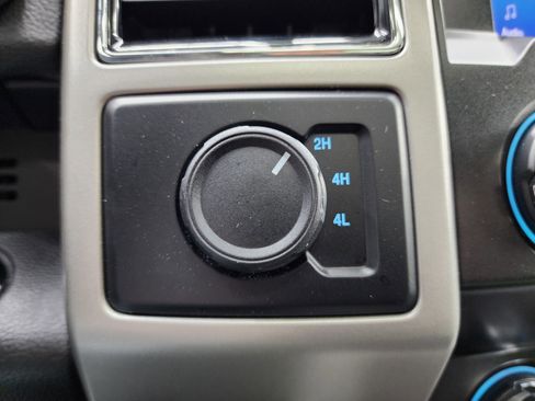 Used 2020 Ford F350 Lariat w/ Lariat Ultimate Package image 55