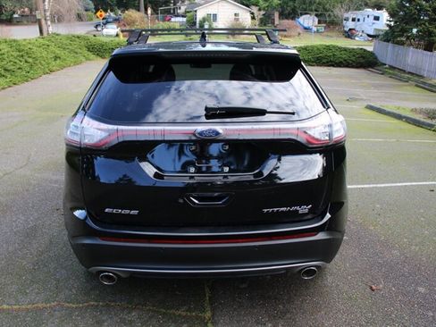 Used 2016 Ford Edge Titanium image 12