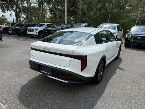 Used 2025 Kia K4 FWD image 9