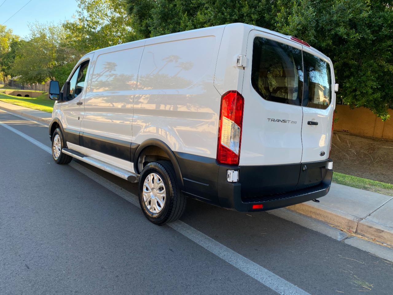 Used 2025 Ford Transit 250 Low Roof w/ Exterior Upgrade Package RWD image 57