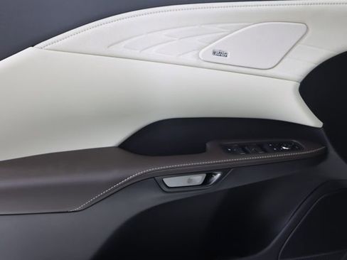 New 2026 Lexus RX 450h AWD image 11