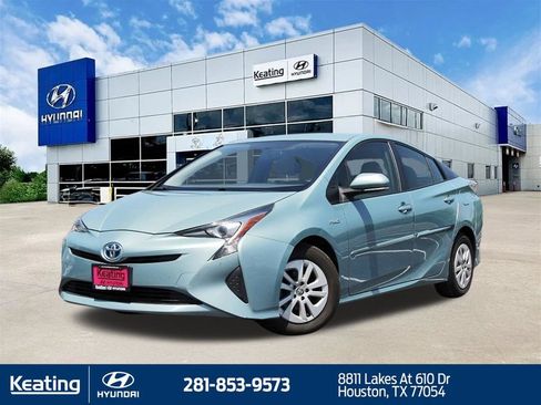 Used 2016 Toyota Prius Two FWD image 1