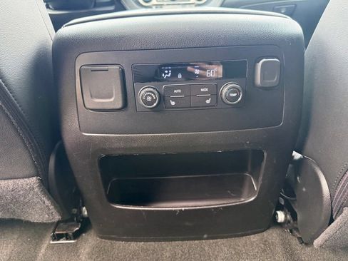 Used 2018 Chevrolet Tahoe Premier w/ Max Trailering Package AWD/4WD image 17