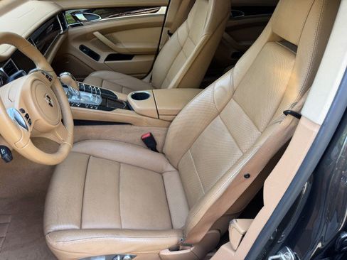 Used 2010 Porsche Panamera 4S AWD/4WD image 7